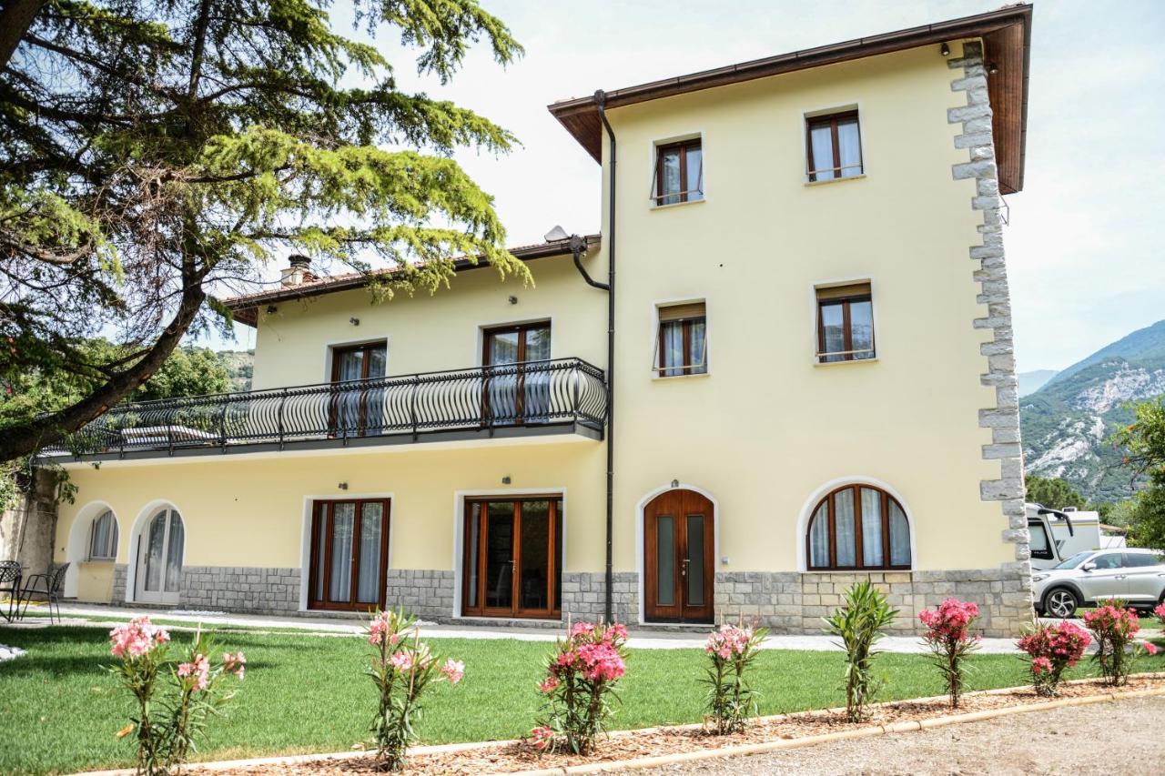 Villa Torbole Torbole Sul Garda Exterior foto
